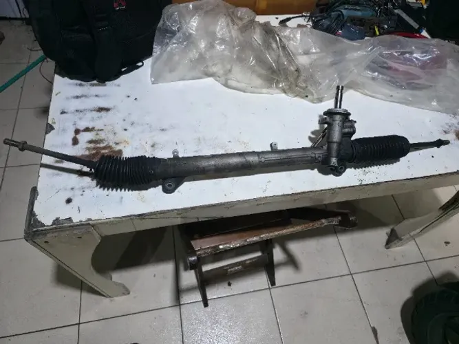 Caixa de direção hidraulica Fiesta Rocam S6XCC