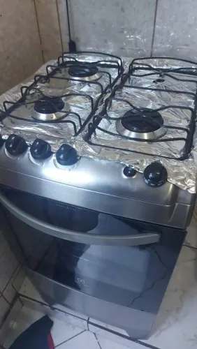 Vendo fogao 4 bocas Electrolux 