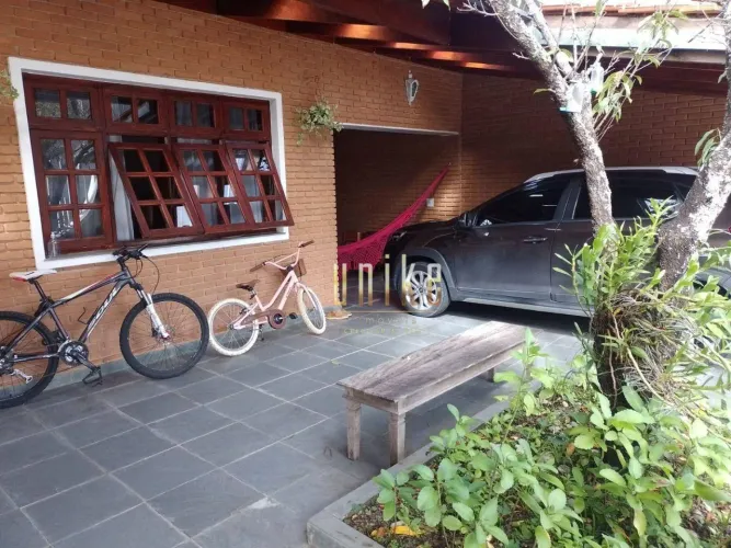 Casa com 3 dormitórios à venda, 125 m² por R$ 1.160.000,00 - Urbanova - São José dos Campo