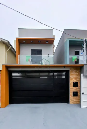 Excelente casa de 144m² á venda no Jardim Carolina em Poços de Caldas MG.