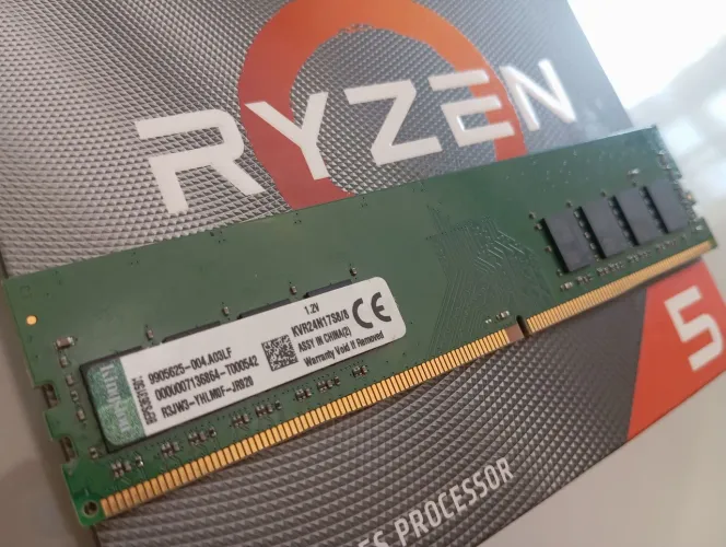 Memória RAM DDR4 8g