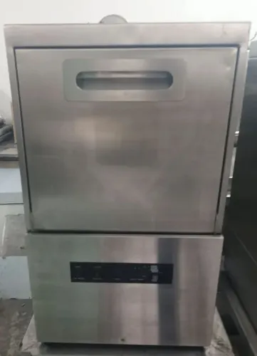 Manutenção e automação de lava louça industrial