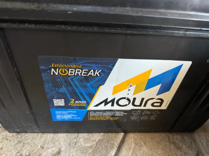 Bateria Moura estacionária 105ah