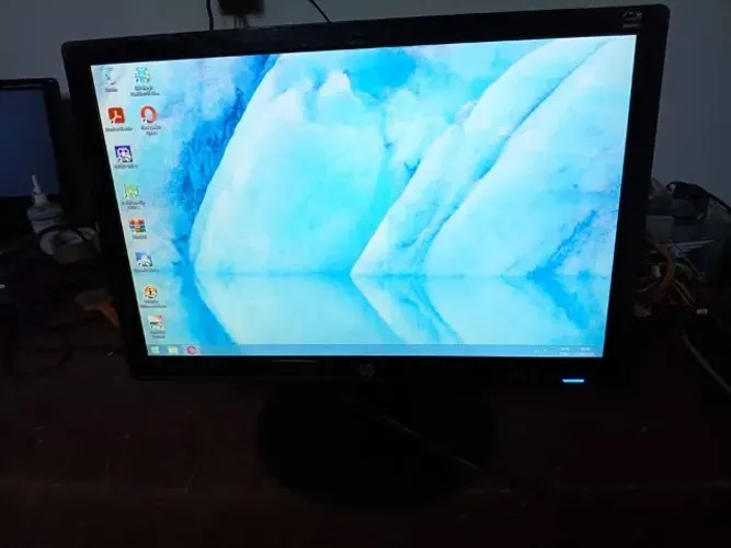 Monitor HP Tela LCD de 19 Polegadas Giratória 90°