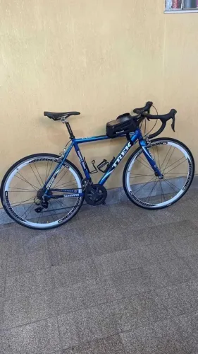 BIKE SPEED - TREK BONTRAGER DISCOVERY CHANEL + ACESSÓRIOS