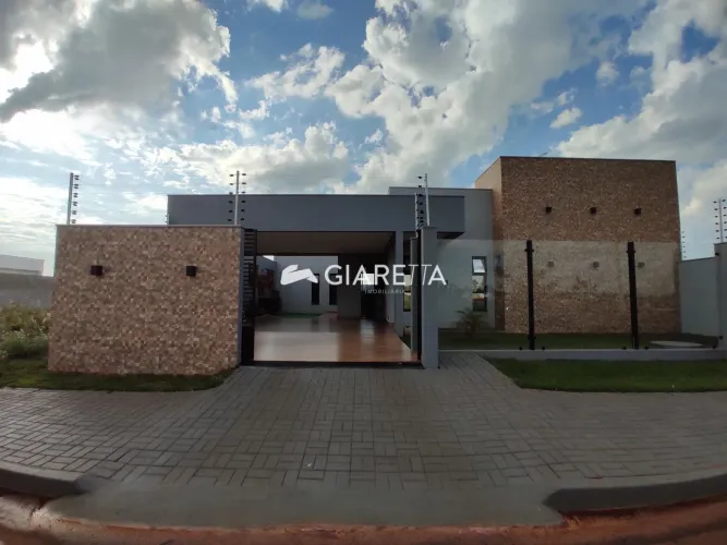 Casa semi mobiliada à venda na região do JARDIM TOCANTINS, TOLEDO - PR