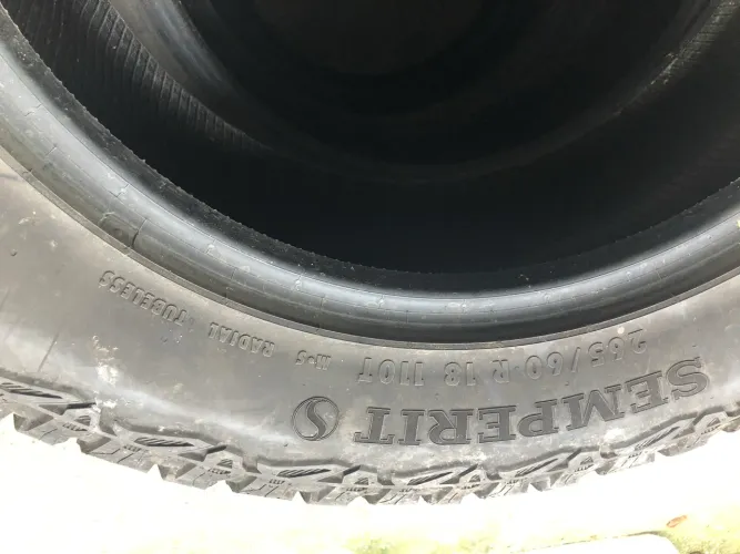 Pneus 265 /60/18
