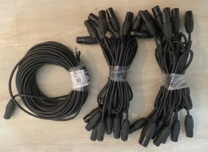 Cabos Cat5e Neutrik RJ45 etherCON