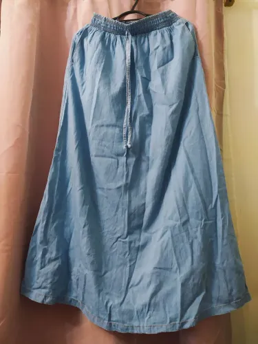 Saia longa feminina jeans estilo evangélica semi nova brechó desapego outlet Tam P 38
