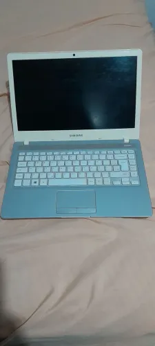 Notebook Samsung Expert i3