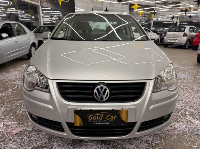 Volkswagen Polo Sedan 1.6 MI Total Flex 8V 4P 2011