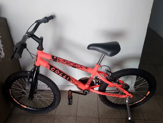 Bicicleta infantil.