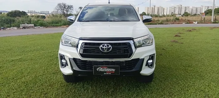 Toyota Hilux CD SRX 4X4 2.8 TDI 16V Diesel Aut. 2020