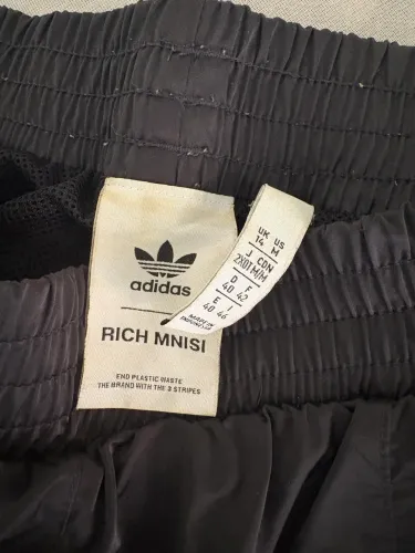Calça adidas rich mnisi