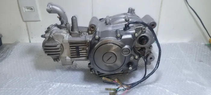 Motor YAMAHA CRYTTON 105 BIZ 100