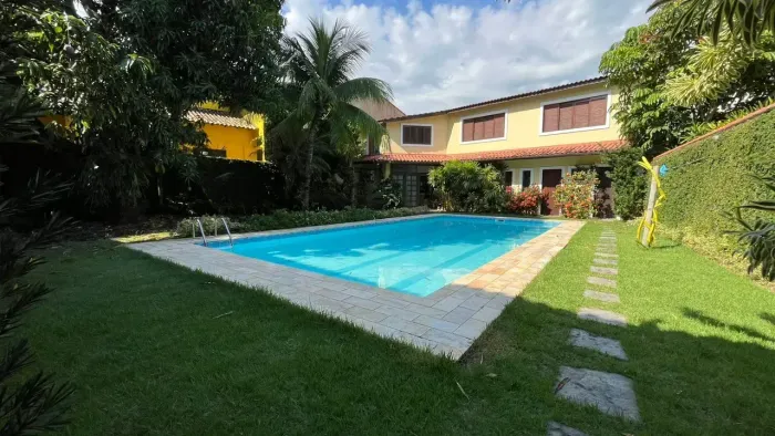 Sobrado para venda com 500 metros quadrados com 6 quartos em Anil - Rio de Janeiro - RJ