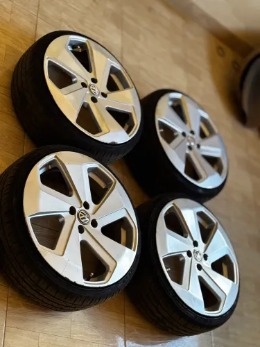 Vendo Rodas aro 18