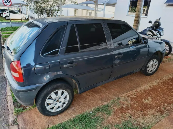 Volkswagen Gol Geração III City 1.0 MI 8V Gasolina Mec. 4P 2005