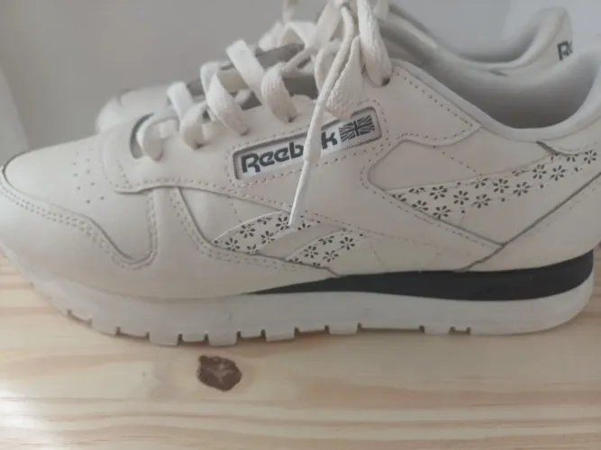 Tenis Rebook Classic Feminino