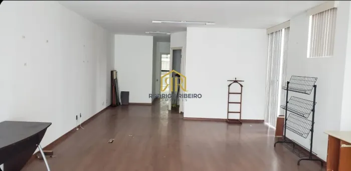 Sala Comercial 60m², no Centro