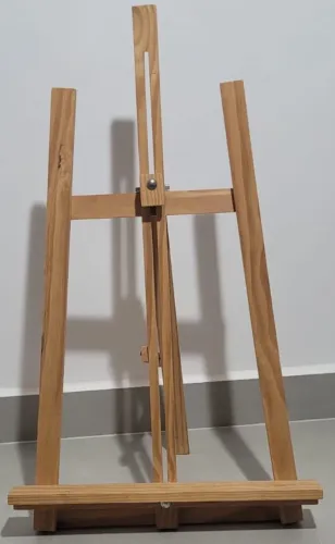 Cavalete de Pintura em Madeira - Regulável e Dobrável
