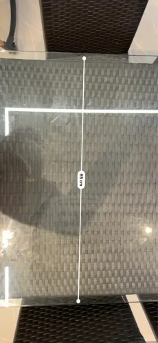 Vendo mesa com 8 cadeiras