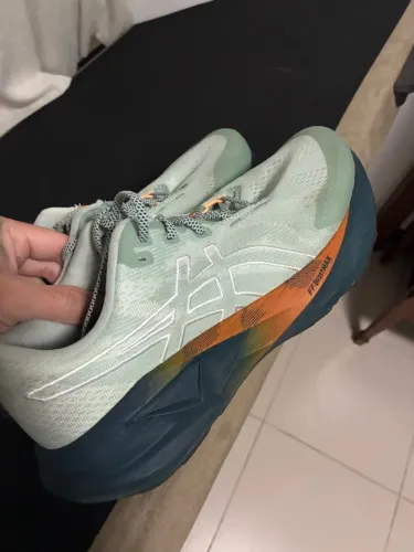 Asics NovaBlast Verde - Trilha/corrida N 42