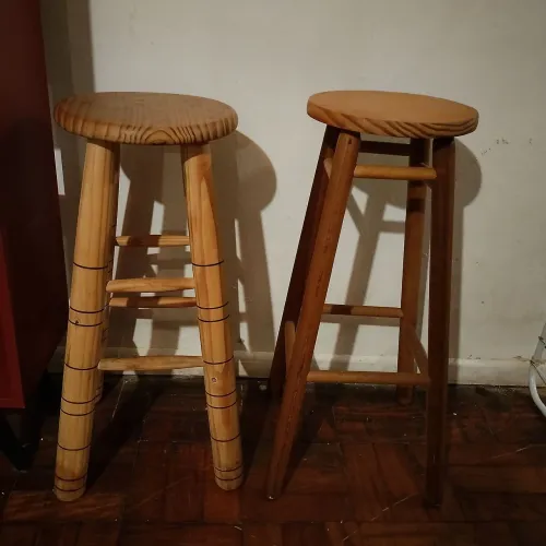 2 Banquetas Madeira