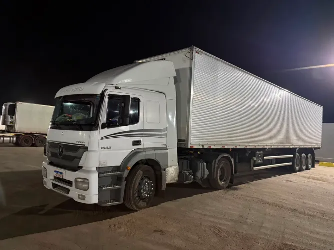 Disponível para agregamento carreta 28 pallet