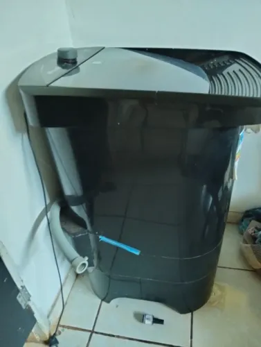 Máquina de lavar pouco tempo de uso