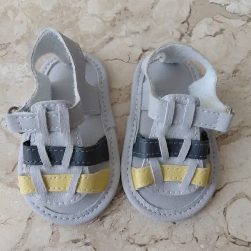 Sandália Infantil cinza - Tam. 16