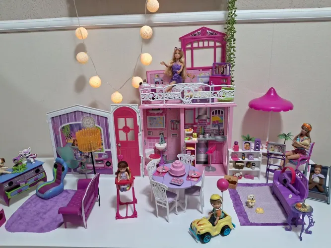 Casinha da barbie boneca toda montada, linda