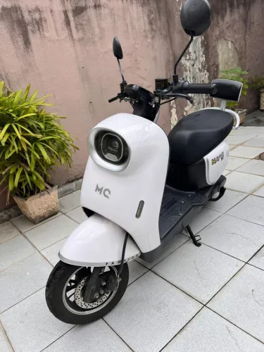 Vendo moto elétrica - Modelo Mia
