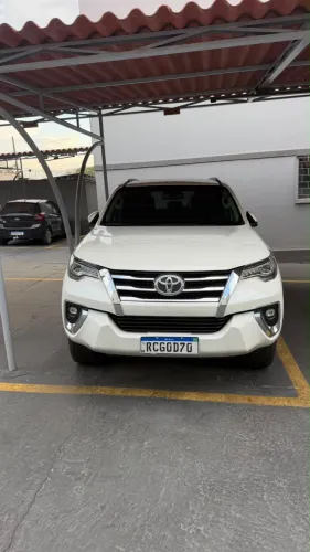 Toyota Hilux SW4 SRX 4X4 2.8 TDI 16V Dies. Aut. 2020