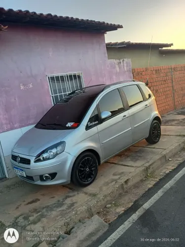 Fiat Idea Attractive 1.4 Fire Flex 8V 5P 2012