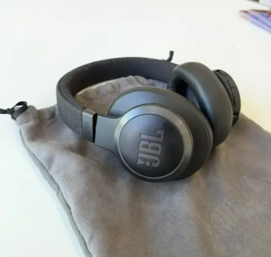 Fone de Ouvido JBL Live 770NC