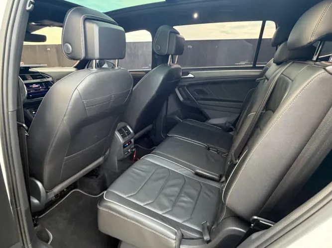 Volkswagen Tiguan Allspac R-line 300 TSI 2.0 2024