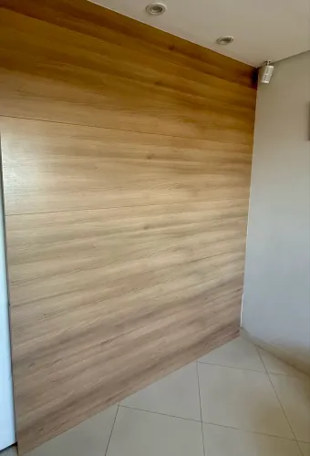 Vendo Painel Grande em MDF Cerejeira