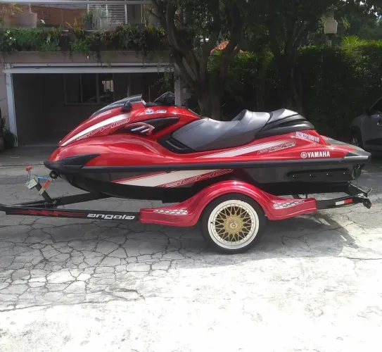 Jet ski Yamaha  fzr apenas 60 horas
