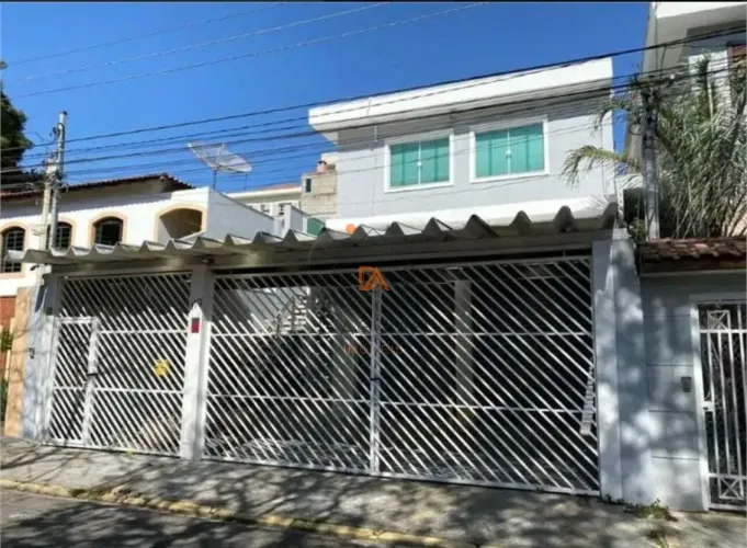 Sobrado para Aluguel na Vila Aurora (Zona Norte) com 4 dormitórios e 300m²