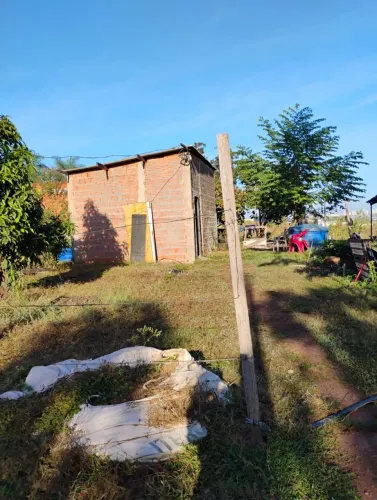 Casa bem localizada