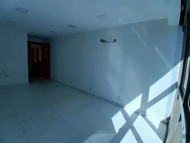 SALA COMERCIAL NO ABSOLUTTO 