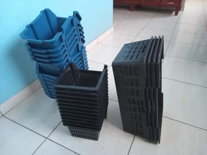 12 caixa organizadora LN 07 azul + 12 caixas organizadora n-05 e 4 cestos grandes