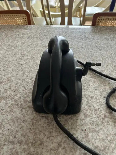 Telefone retro vintage com manivela