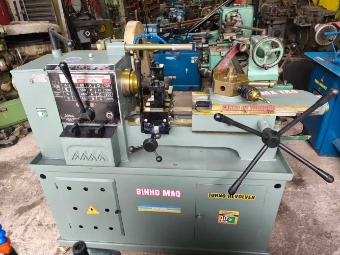 Torno Revólver Ama 1"1/2 Engrenado