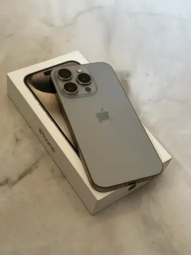 iPhone 15 PRO 256gb