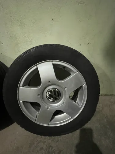 Rodas Wolks vagem aro 15 