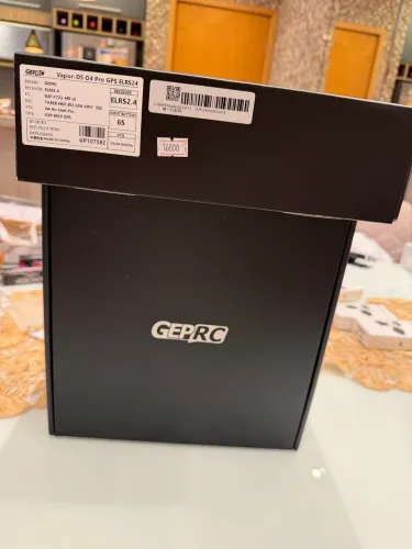 Drone geprc vapor D5 elrs o4 pro com gps