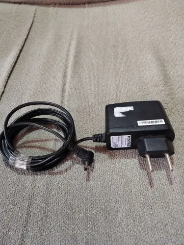 Carregador Original Para Notebook Positivo bico fino 5v apenas R$120
