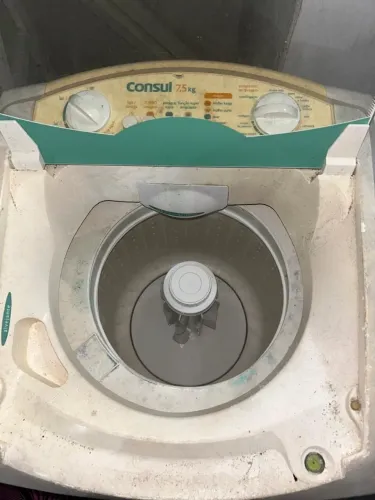Vendo máquina de lavar pra retirada de peça 